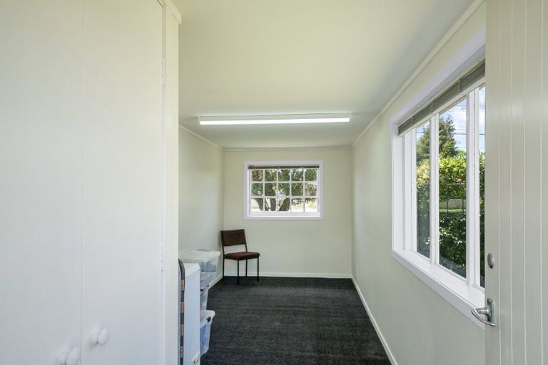 Photo of property in 29 Kings Drive, Levin, 5510