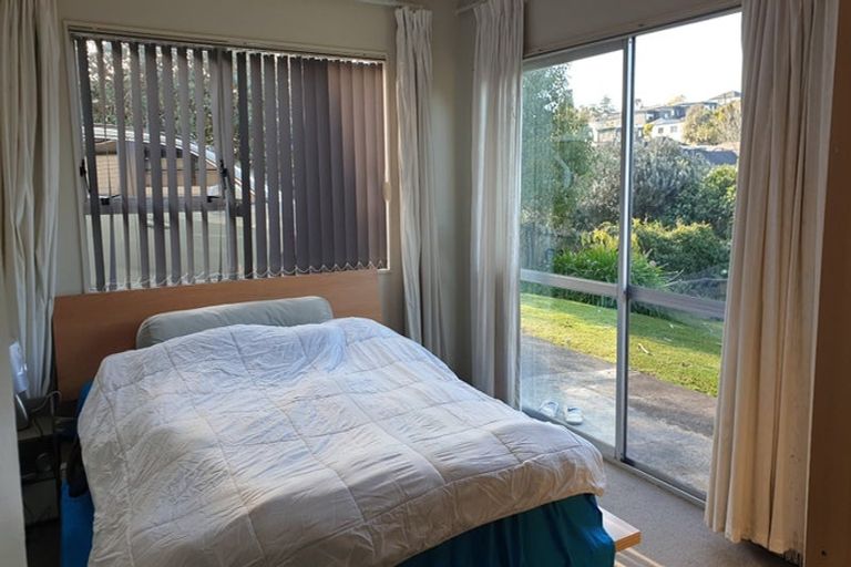 Photo of property in 41 Cockayne Crescent, Sunnynook, Auckland, 0620