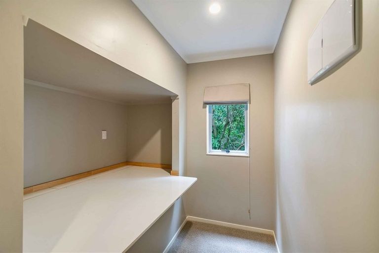 Photo of property in 2/19 Pemberton Avenue, Bayview, Auckland, 0629