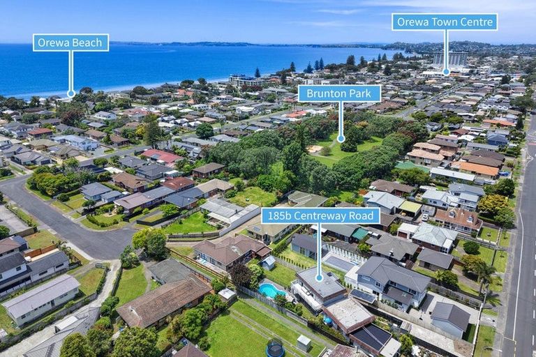 Photo of property in 185b Centreway Road, Orewa, 0931