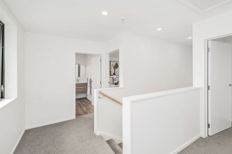 Photo of property in 12 Miromiro Street, Broomfield, Christchurch, 8042
