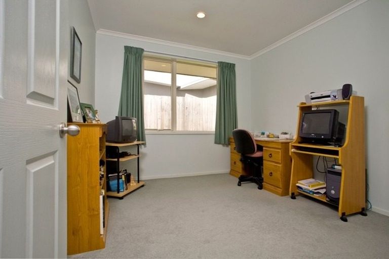 Photo of property in 22 Mahoney Drive, Albany, Auckland, 0632