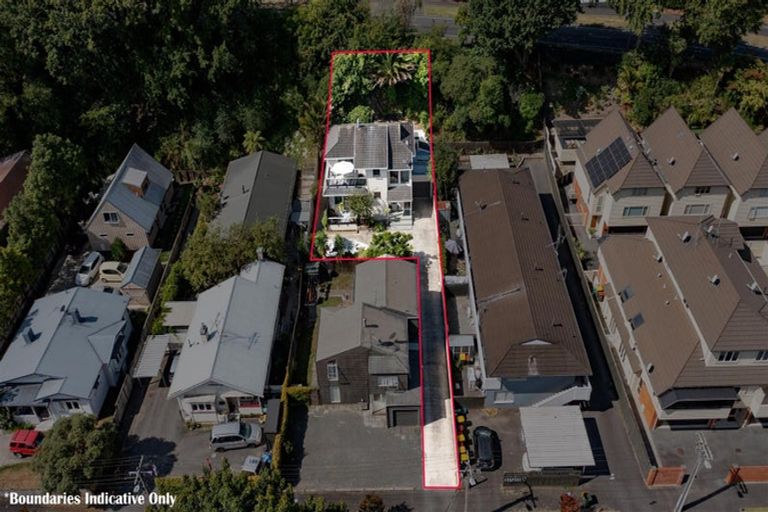 Photo of property in 8 Opoia Road, Hamilton East, Hamilton, 3216