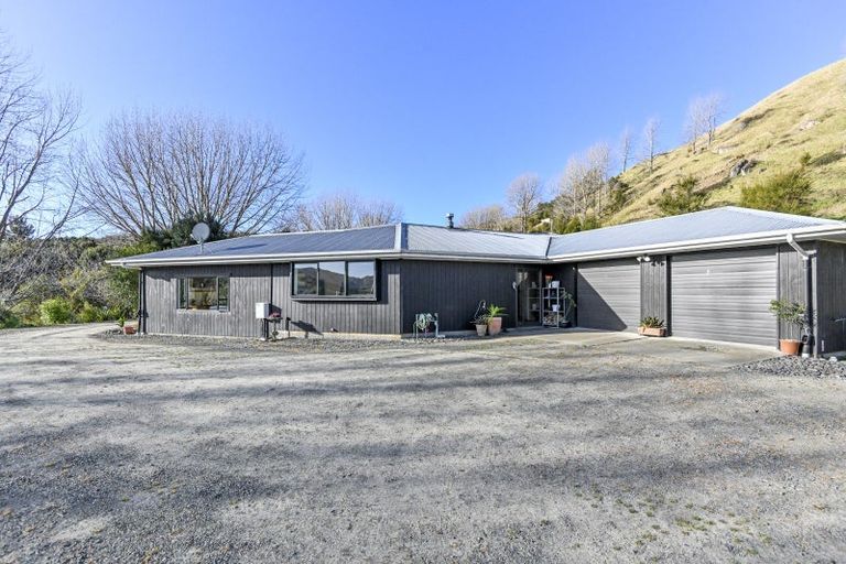 Photo of property in Hedgeley Road, Eskdale, Napier, 4182