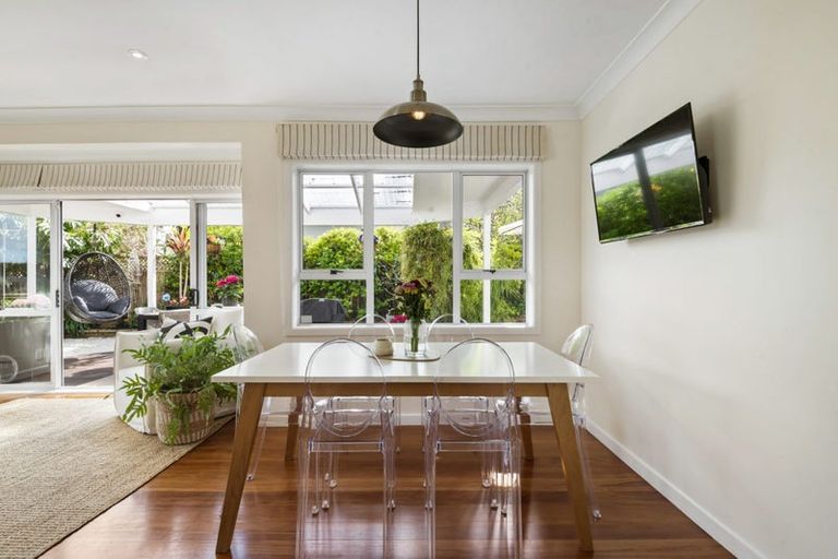 Photo of property in 61 Palmerston Road, Birkenhead, Auckland, 0626