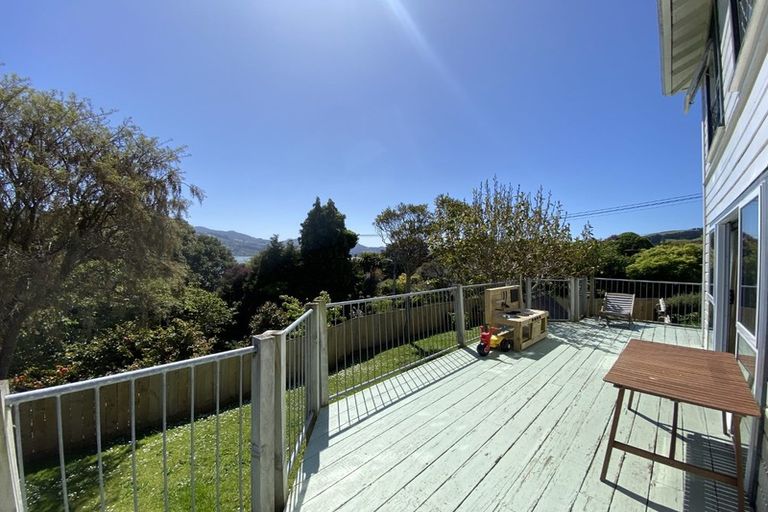 Photo of property in 18 Howard Street, Macandrew Bay, Dunedin, 9014