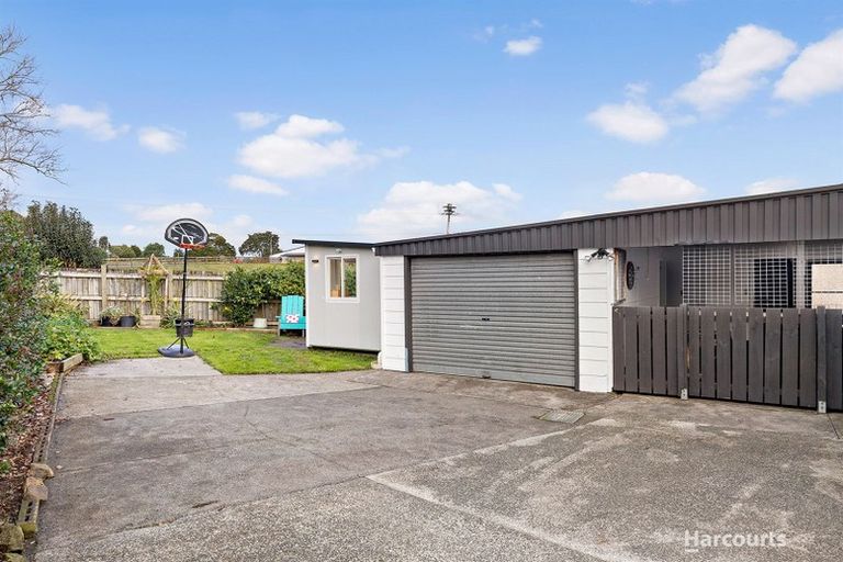 Photo of property in 1 Fernleigh Avenue, Waiuku, 2123