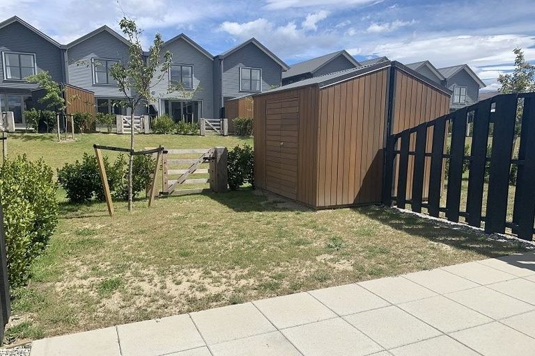 Photo of property in Northlake, 27 Cluden Crescent, Wanaka, 9305