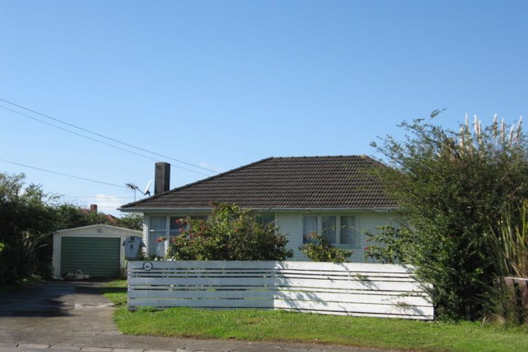 Photo of property in 5 Bolton Place, Otara, Auckland, 2023