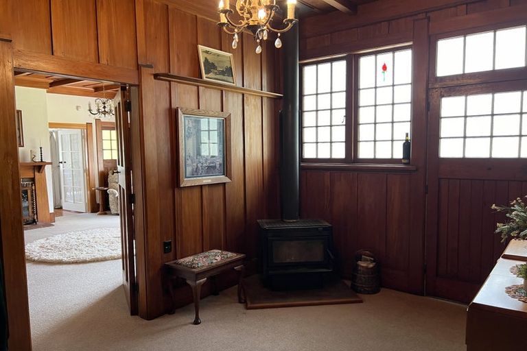 Photo of property in 16 Fairfield Road, Hawera, 4610