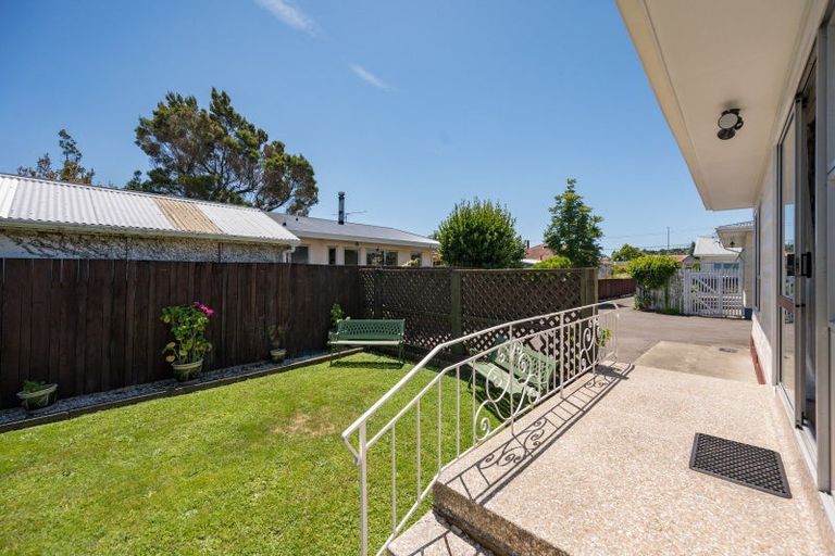 Photo of property in 3/7 Parkers Road, Tahunanui, Nelson, 7011