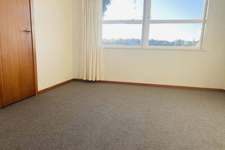 Photo of property in 21 Acacia Road, Torbay, Auckland, 0632