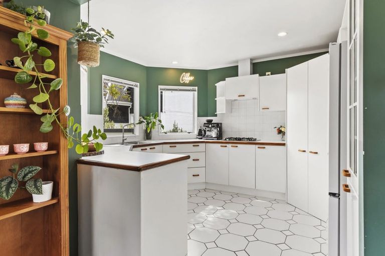 Photo of property in 80a Monro Street, Seatoun, Wellington, 6022