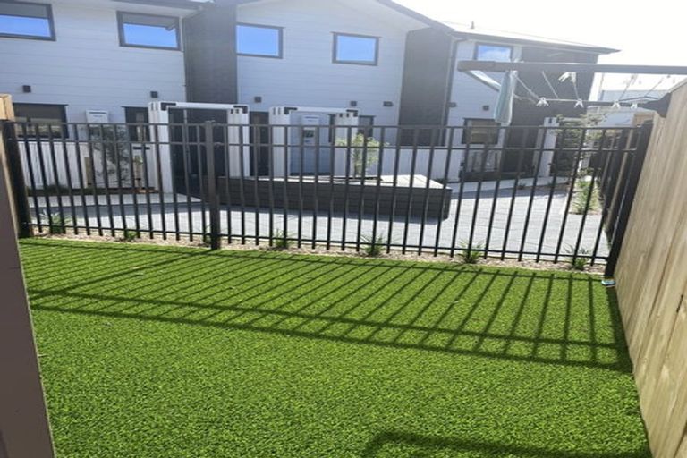 Photo of property in 2 Collingwood Street, Waterloo, Lower Hutt, 5011