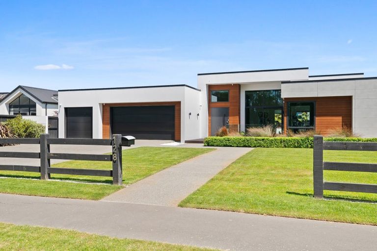 Photo of property in 128 Tosswill Road, Prebbleton, 7604