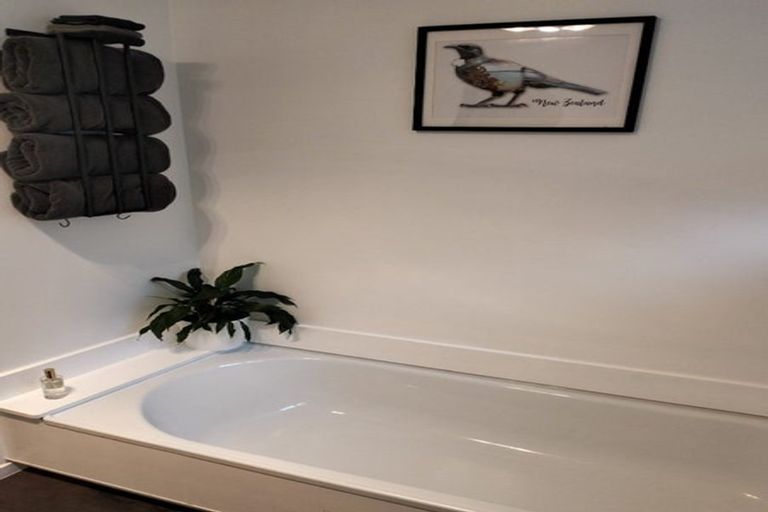 Photo of property in 27 Ngahere Street, Stokes Valley, Lower Hutt, 5019