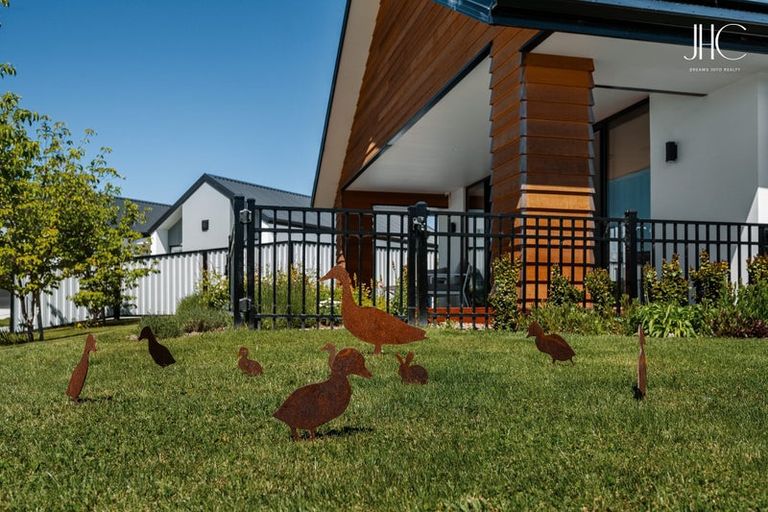 Photo of property in 1 Sequoia Close, Alexandra, 9320