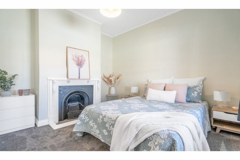 Photo of property in 22 Clutha Street, Alexandra, 9320