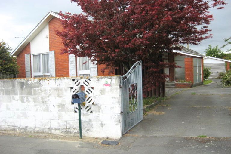 Photo of property in 6 Bulman Place, Casebrook, Christchurch, 8051