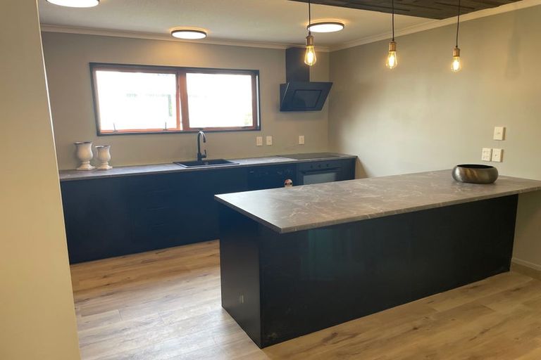 Photo of property in 1/90 Springfield Road, St Albans, Christchurch, 8014