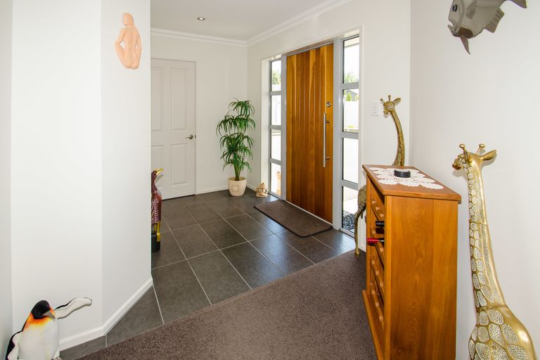 Photo of property in 6b Main Road, Fairfield, Dunedin, 9018