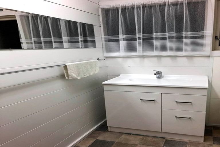 Photo of property in 12b Woodleigh Street, Frankleigh Park, New Plymouth, 4310