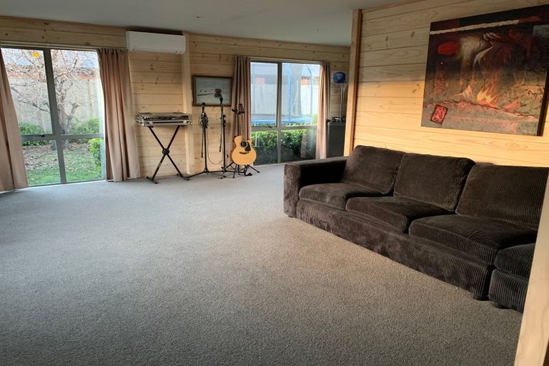 Photo of property in 5 Poolburn Court, Lake Hayes, Queenstown, 9304