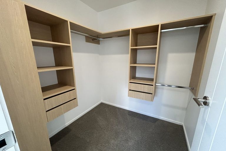 Photo of property in 338 Triangle Road, Massey, Auckland, 0614