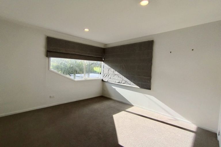 Photo of property in 1/36 Lake Pupuke Drive, Takapuna, Auckland, 0622