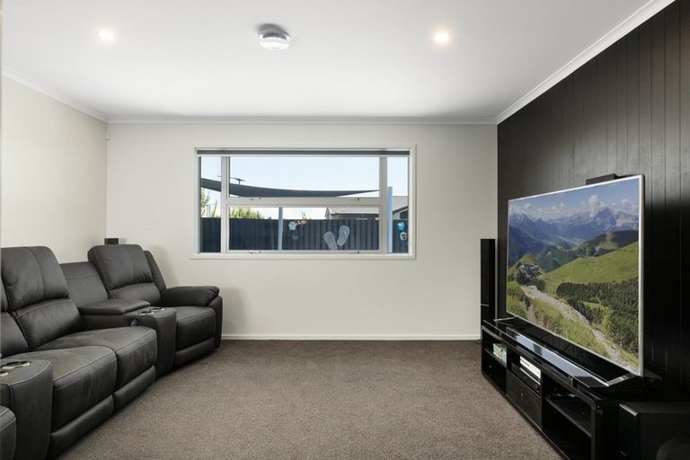 Photo of property in 31 Blanche Road, Papamoa Beach, Papamoa, 3118