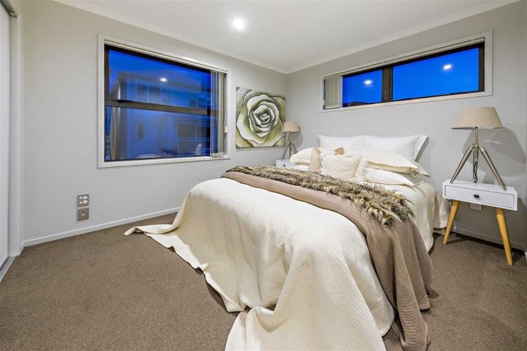 Photo of property in 16 Hirimate Place, Flat Bush, Auckland, 2019