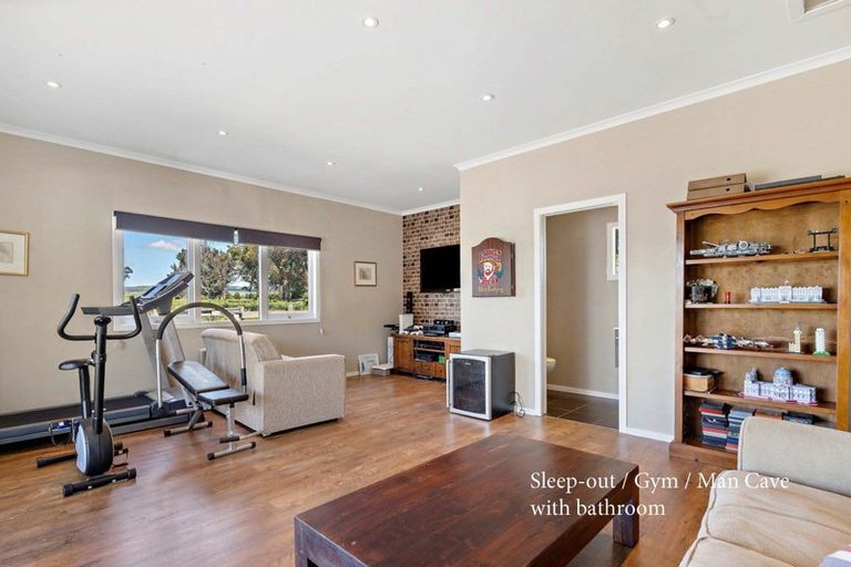 Photo of property in 507 Martinborough Pirinoa Road, Dyerville, Martinborough, 5781