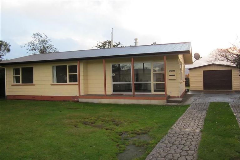 Photo of property in 4 Chaucer Place, Owhata, Rotorua, 3010