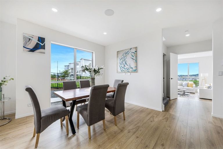 Photo of property in 1 Elevation Street, Flat Bush, Auckland, 2019
