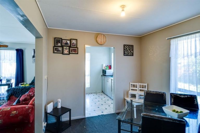 Photo of property in 8a Diaz Drive, Flaxmere, Hastings, 4120