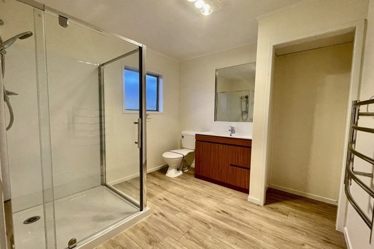 Photo of property in 36 Goodwood Drive, Goodwood Heights, Auckland, 2105