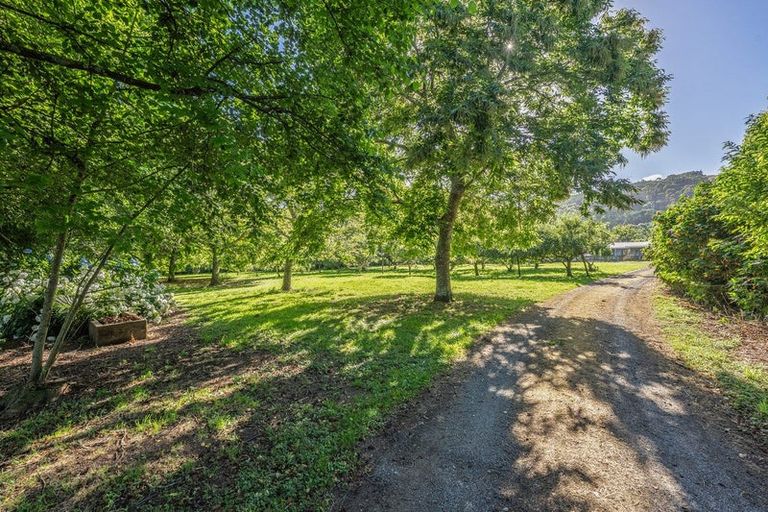 Photo of property in 359a Kuku Road East, Kuku, Levin, 5570