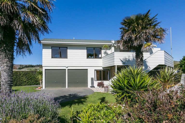 Photo of property in 91 Harper Road, Waimarama, Havelock North, 4294