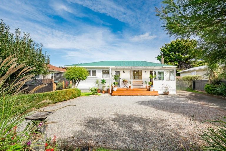 Photo of property in 70 Kapiti Road, Paraparaumu, 5032