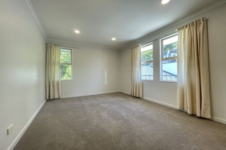 Photo of property in 5 Stoddart Lane, Cashmere, Christchurch, 8022