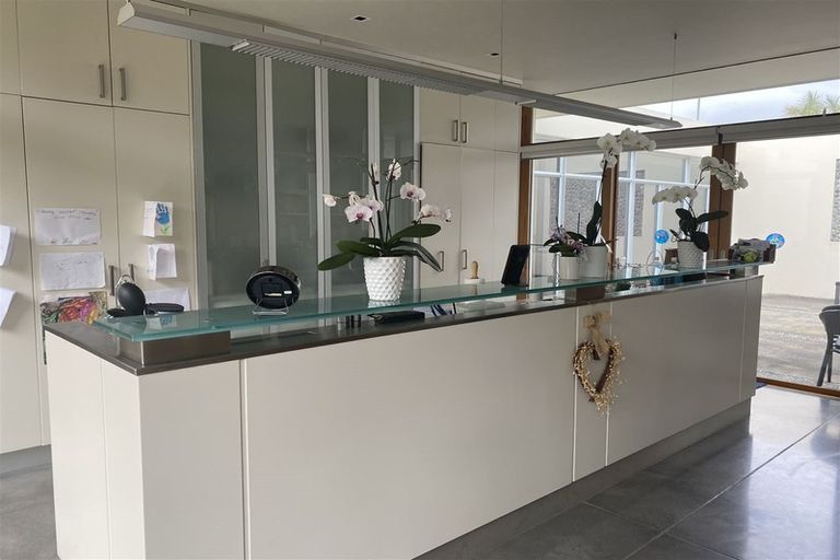 Photo of property in 59 Te Wharau Drive, Greenhithe, Auckland, 0632