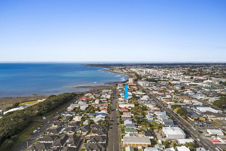 Photo of property in 29 Hine Street, New Plymouth, 4310