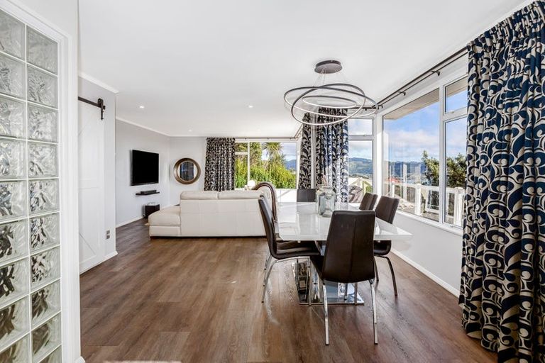Photo of property in 6 Iona Place, Papakowhai, Porirua, 5024