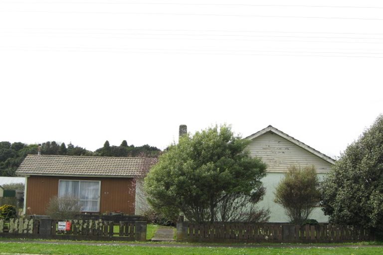 Photo of property in 44 Blake Street, Waitara, 4320