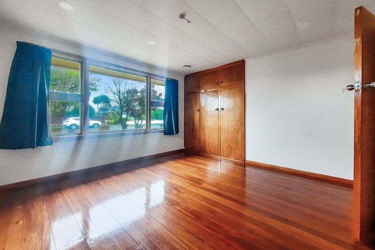 Photo of property in 4 Oakdale Street, Avonhead, Christchurch, 8042