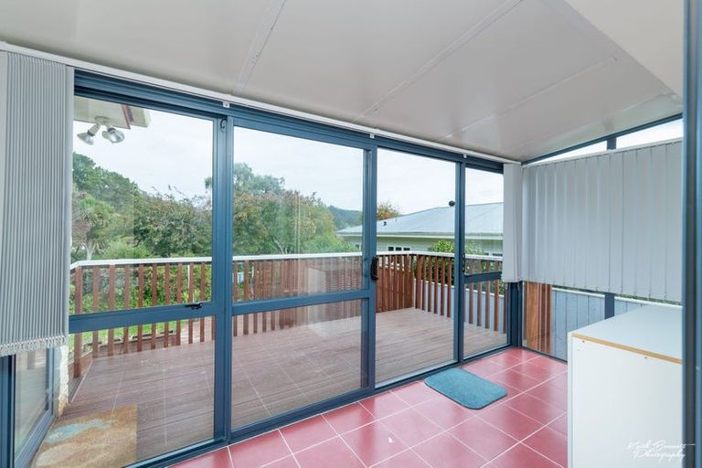 Photo of property in 94 Manuka Street, Stokes Valley, Lower Hutt, 5019