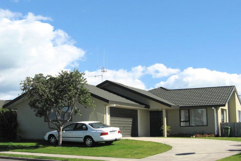 Photo of property in 11 Highcroft Place, Welcome Bay, Tauranga, 3112