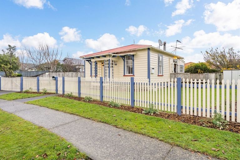 Photo of property in 2 Phar Lap Grove, Trentham, Upper Hutt, 5018
