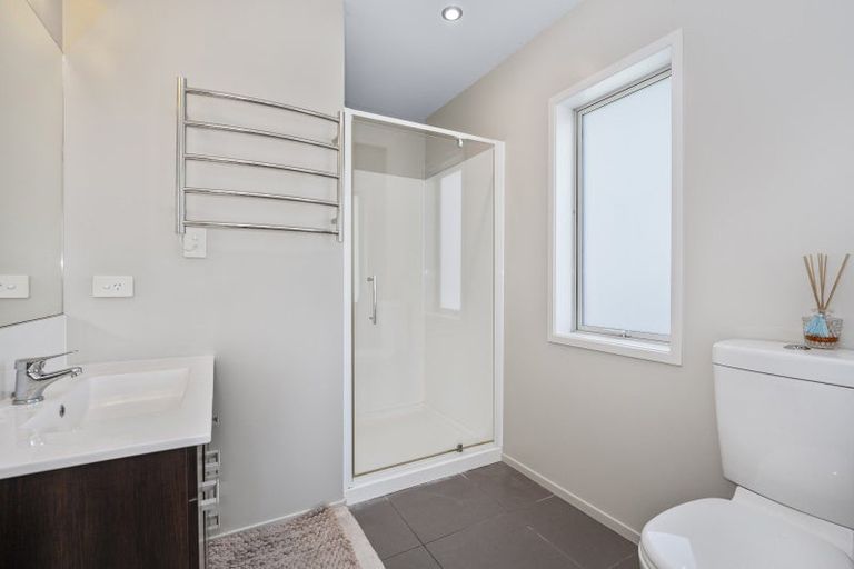 Photo of property in 68 Falcon Drive, Welcome Bay, Tauranga, 3112