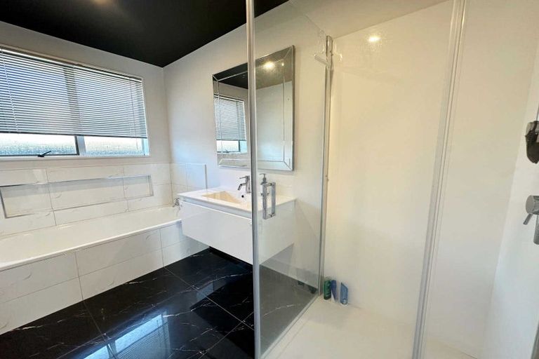 Photo of property in 9 Rolfe Place, Bishopdale, Christchurch, 8053